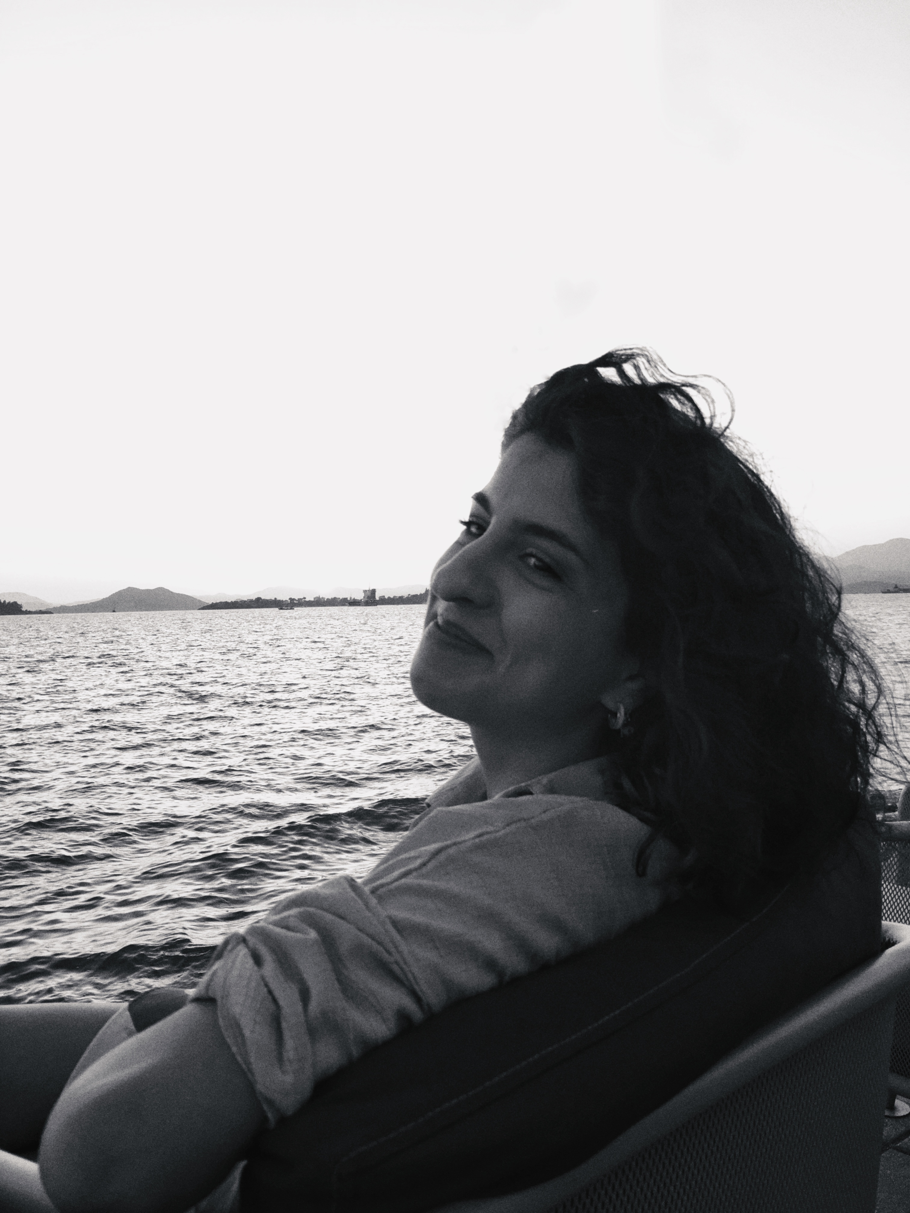 Sanatçı Sinem Gökçe